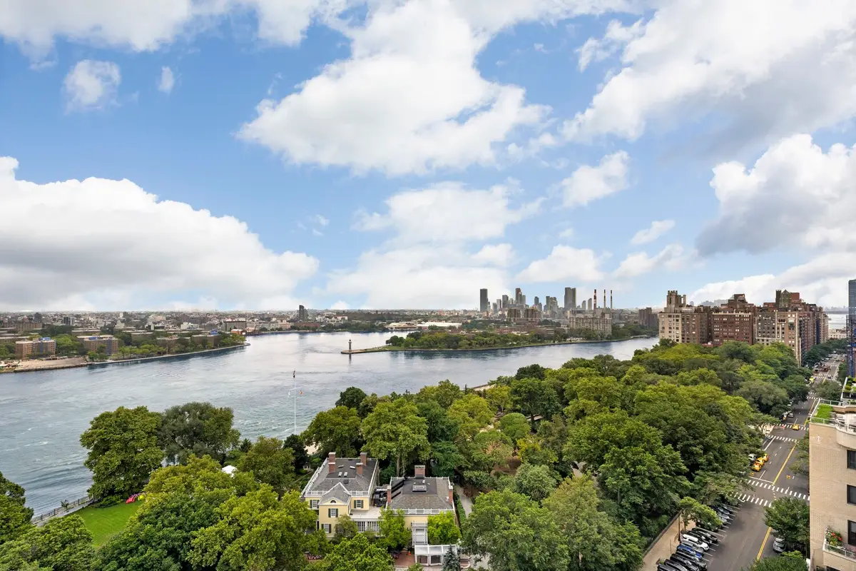 180 E End Avenue #PHA, New York, NY 10128 - #1