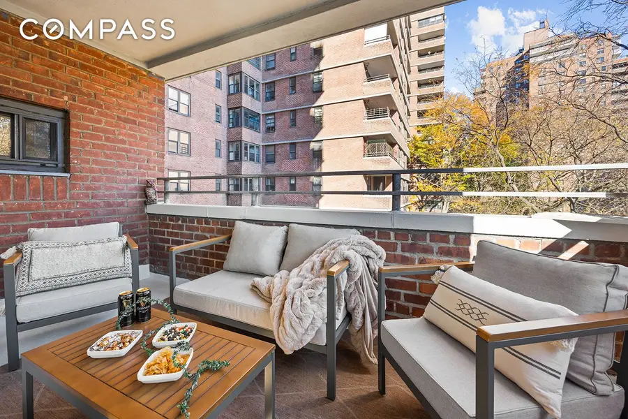 208 E Broadway #J405/J406, Manhattan, NY 10002 - #2