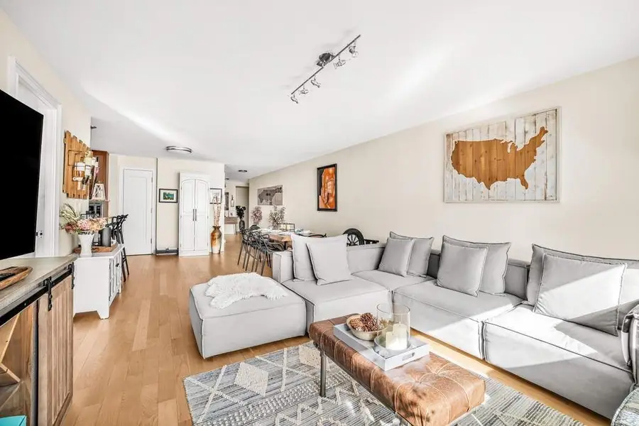 340 E 64th Street #6L, Manhattan, NY 10065 - #3