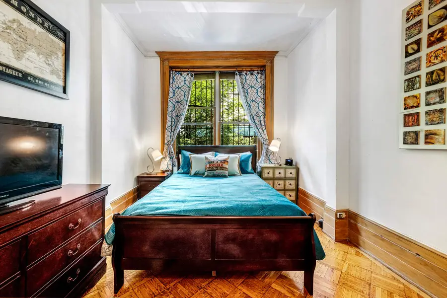 264 W 73rd Street, Manhattan, NY 10023 - #3