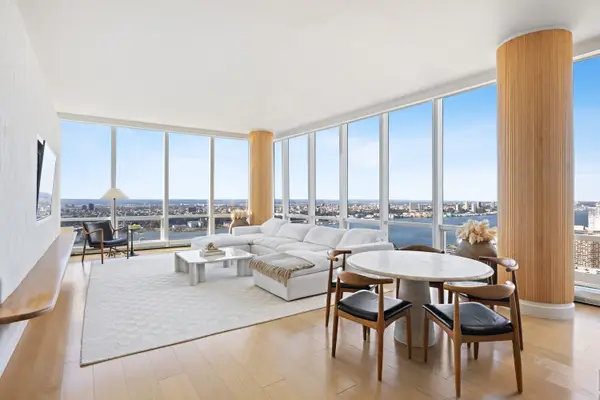 15 Hudson Yards #64D, Manhattan, NY 10001