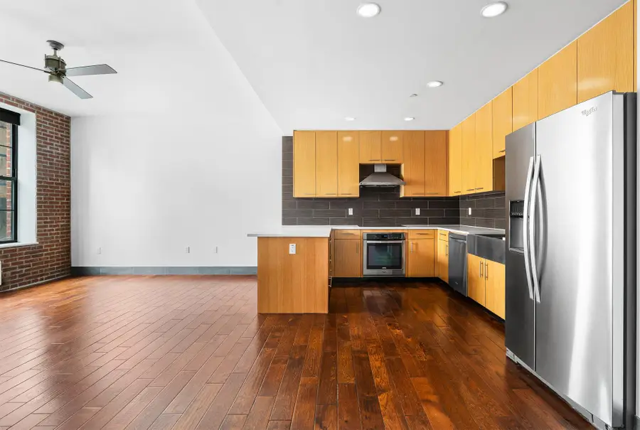 42-60 Crescent Street #5-A, Queens, NY 11101 - #2