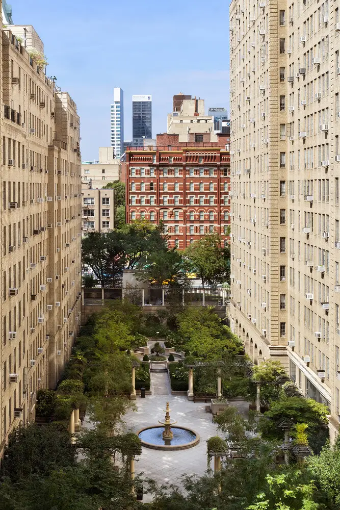 322 W 57th Street #15B, Manhattan, NY 10019 - #2