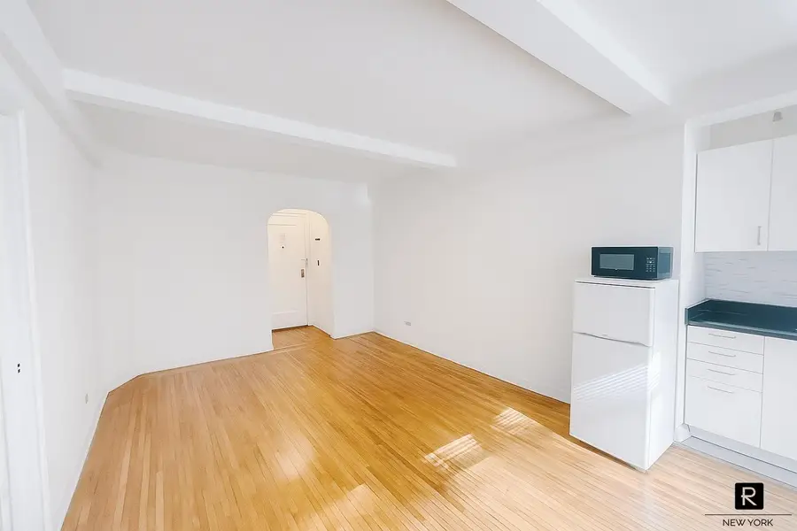 339 E 58th Street #2-B, Manhattan, NY 10022 - #2