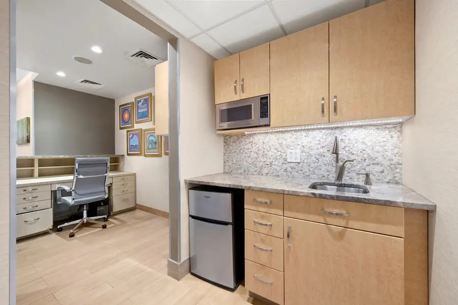 121 E 60th Street #3B, Manhattan, NY 10022 - #2