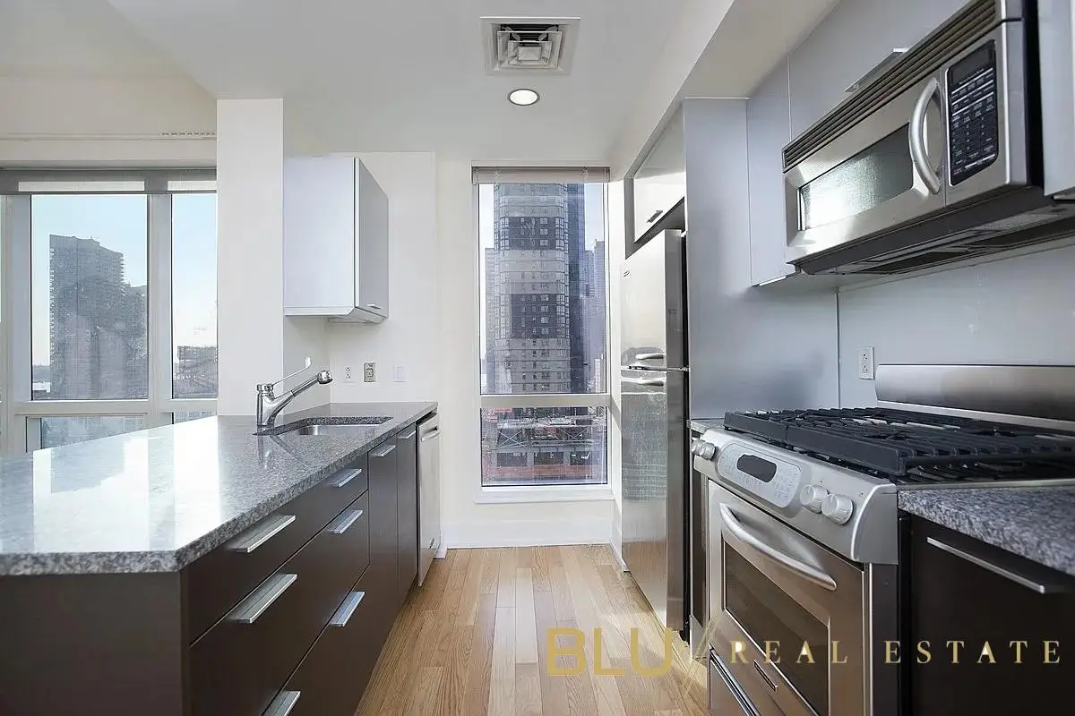 350 W 42nd Street #18-L, Manhattan, NY 10036 - #1