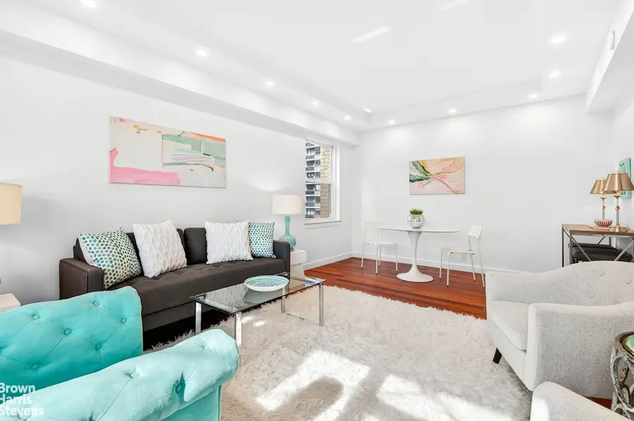 520 E 72nd Street #PHC, Manhattan, NY 10021 - #2