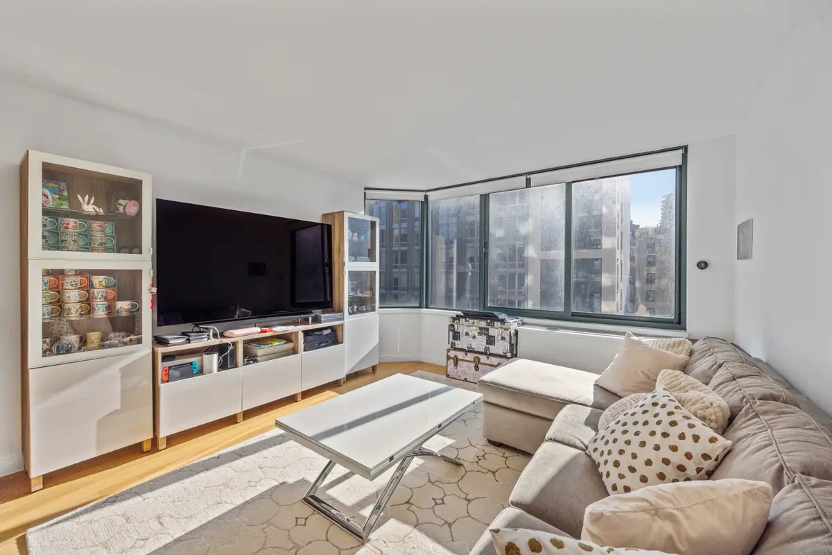 201 W 72nd Street #8C, Manhattan, NY 10023 - #1