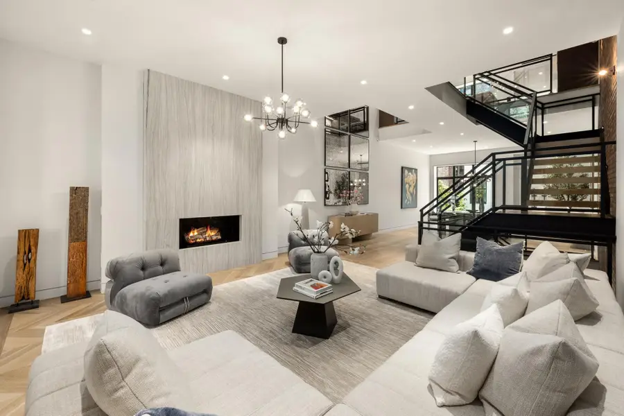 250 W 73rd Street, Manhattan, NY 10023 - #2