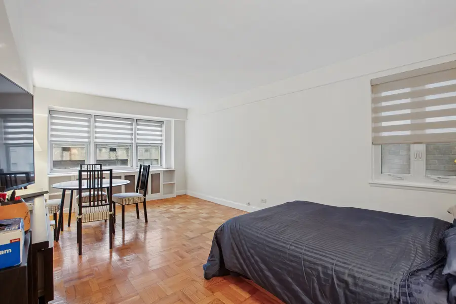 321 E 45th Street #11H, Manhattan, NY 10017 - #2