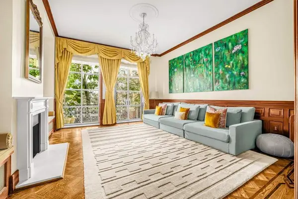 33 W 95th Street, Manhattan, NY 10025