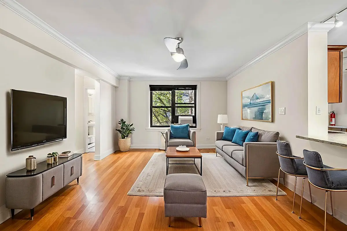 245 Bennett Avenue #5-A, Manhattan, NY 10040 - #1