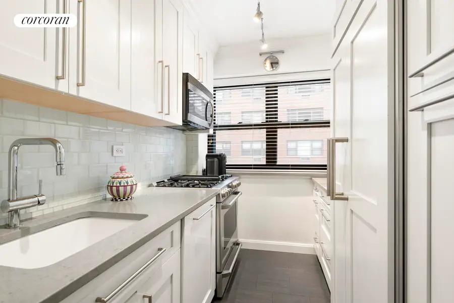 181 E 73rd Street #5F, Manhattan, NY 10021 - #3