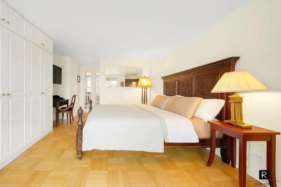 330 E 38th Street #12-O, Manhattan, NY 10016 - #2