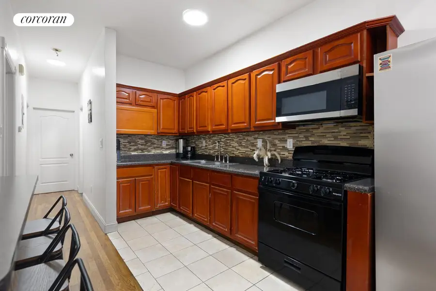 647 Midwood Street #3A, Brooklyn, NY 11203 - #2