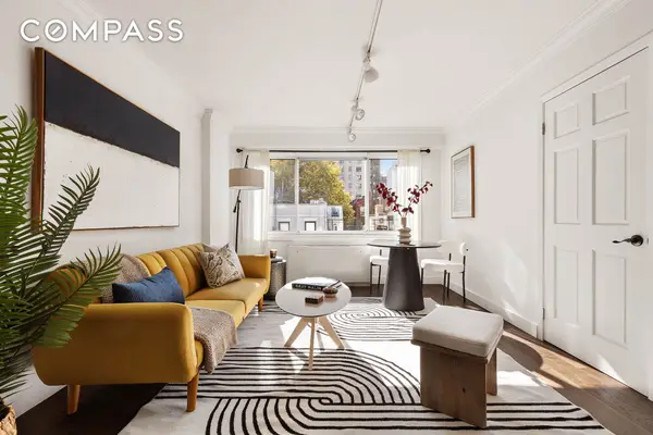 201 W 21st Street #5J, Manhattan, NY 10011