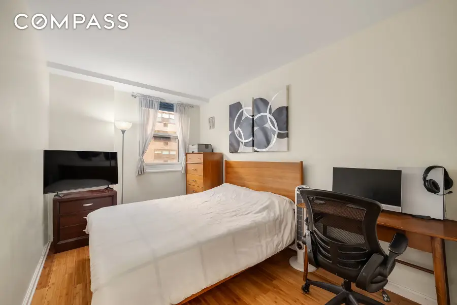 63 E 9th Street #3W, Manhattan, NY 10003 - #3