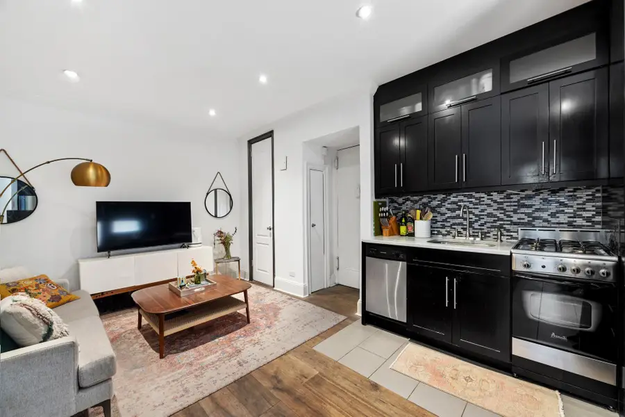 295 W 11th Street #2-E, Manhattan, NY 10014 - #3