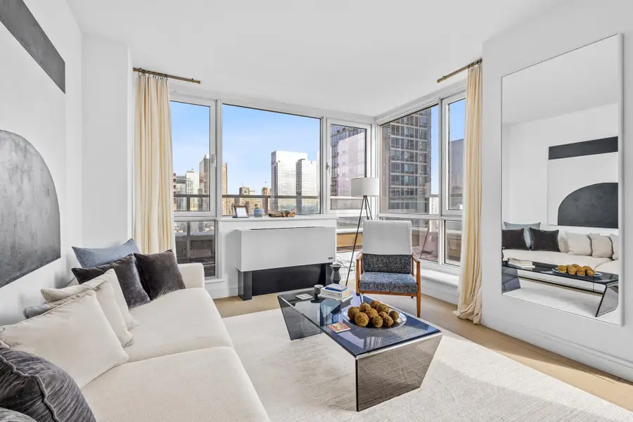 635 W 42nd Street #40-F, Manhattan, NY 10036 - #2