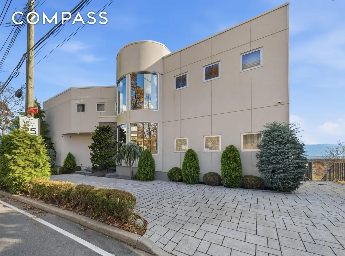 186 Flagg Place, Staten Island, NY 10304 - #1