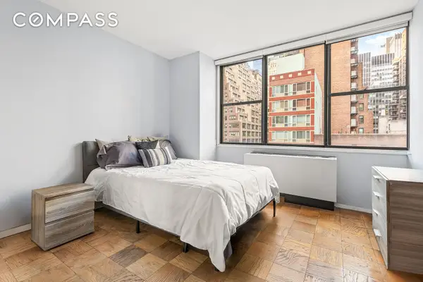 301 E 45th Street #7F, Manhattan, NY 10017
