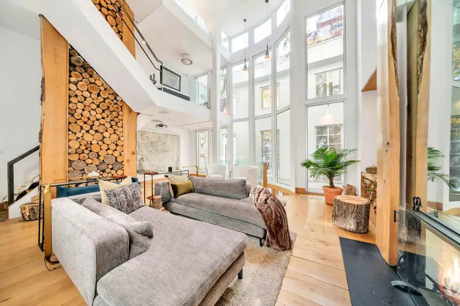 16 Minetta Lane, Manhattan, NY 10012 - #2