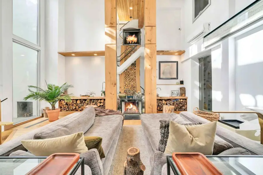 16 Minetta Lane, Manhattan, NY 10012 - #3