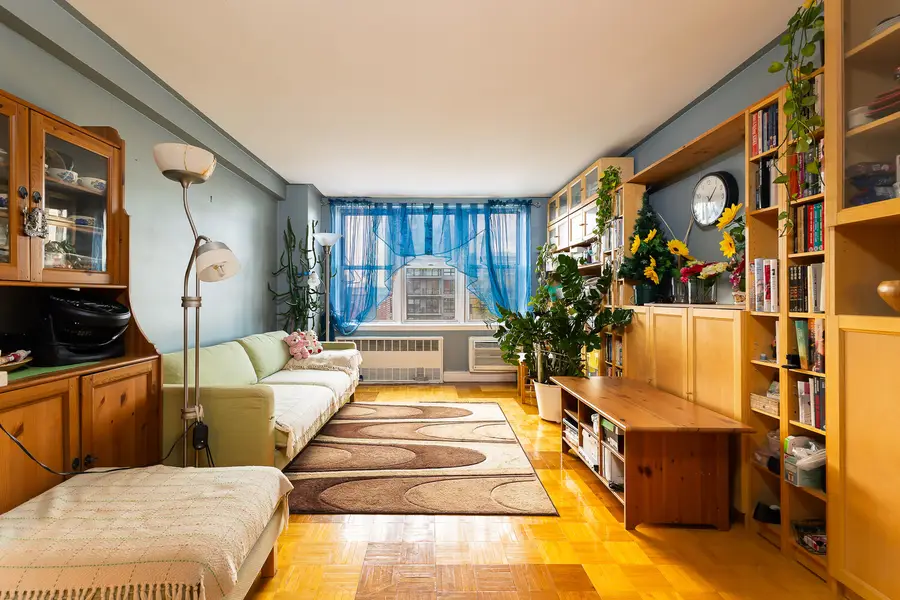 495 E 7th Street #6J, Brooklyn, NY 11218 - #2