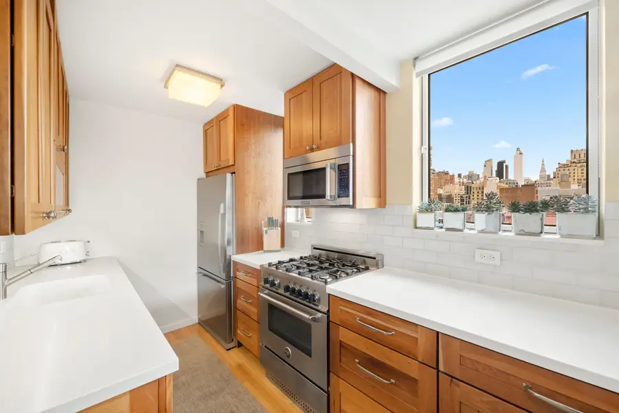 420 W 23rd Street #9A, Manhattan, NY 10011 - #3
