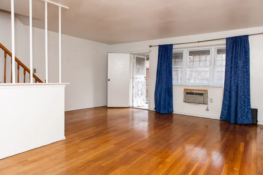 995 Warwick Street #1, Brooklyn, NY 11207 - #2