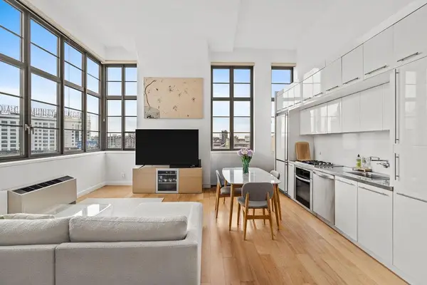 27-28 Thomson Avenue #529, Queens, NY 11101