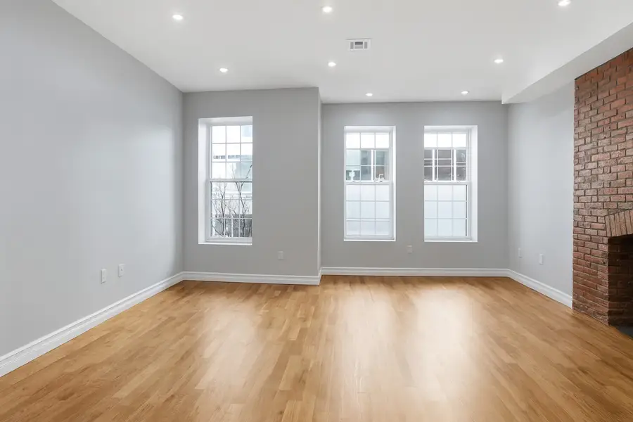 114 W 124th Street #TH, Manhattan, NY 10027 - #2