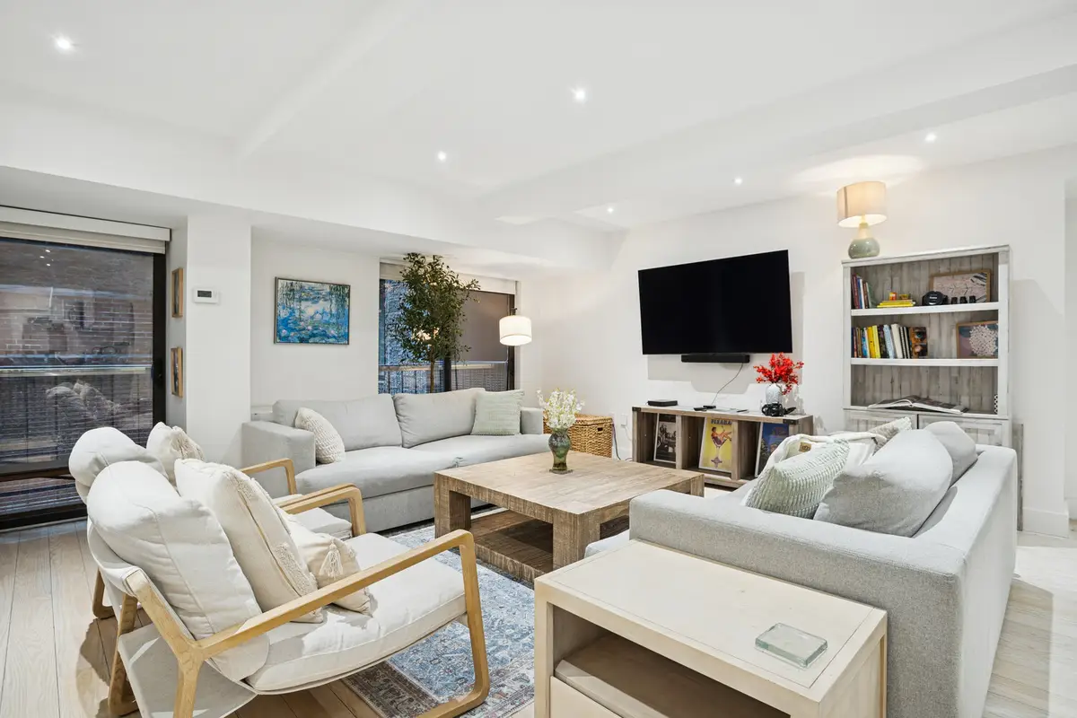 254 Park Avenue S #2PR, Manhattan, NY 10010 - #1