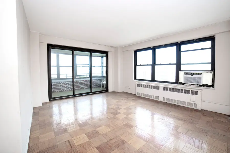 417 Grand Street #D-1106, Manhattan, NY 10002 - #2
