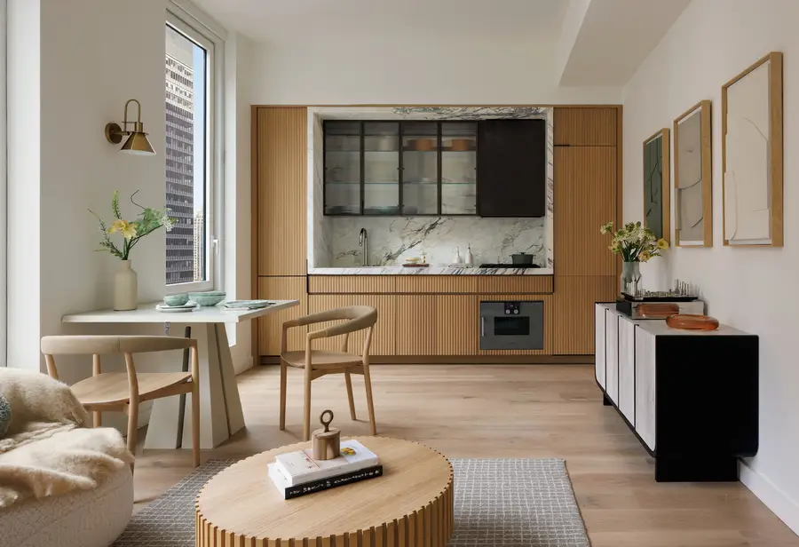 135 E 47th Street #24A, Manhattan, NY 10017 - #3