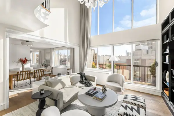 63 Downing Street #PHB, Manhattan, NY 10014