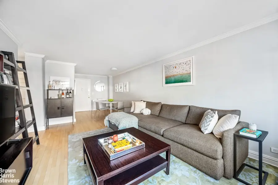 360 W 22nd Street #7G, New York, NY 10011 - #3
