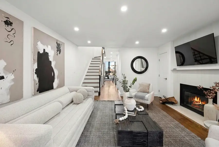 130 Barrow Street #PH20, Manhattan, NY 10014 - #3