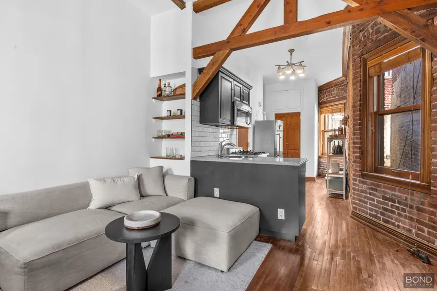 333 W 21st Street #4RW, Manhattan, NY 10011 - #3