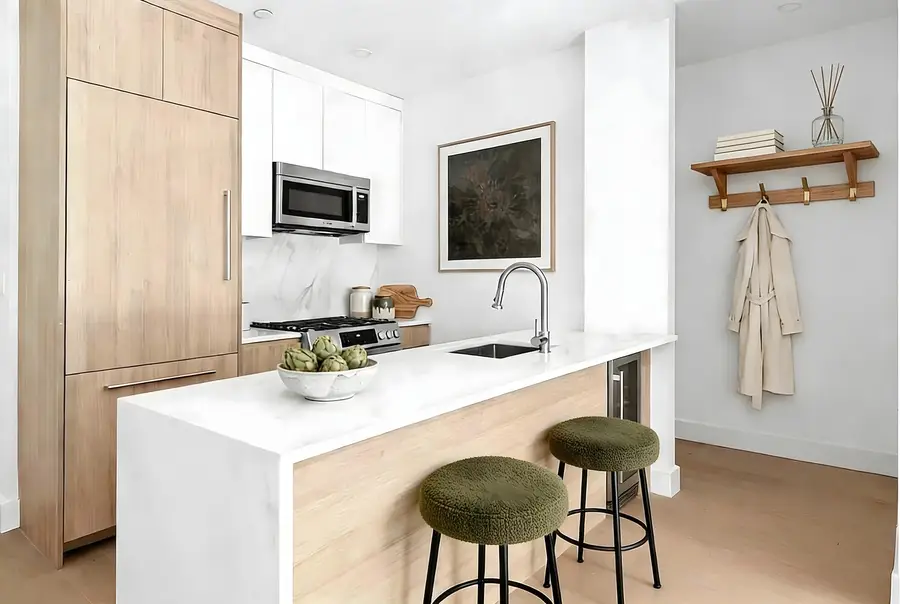 184 Hawthorne Street #1A, Brooklyn, NY 11225 - #2