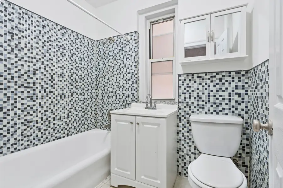 811 Walton Avenue #B18, Bronx, NY 10451 - #3