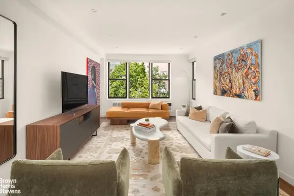 211 E 18th Street #3R, Manhattan, NY 10003