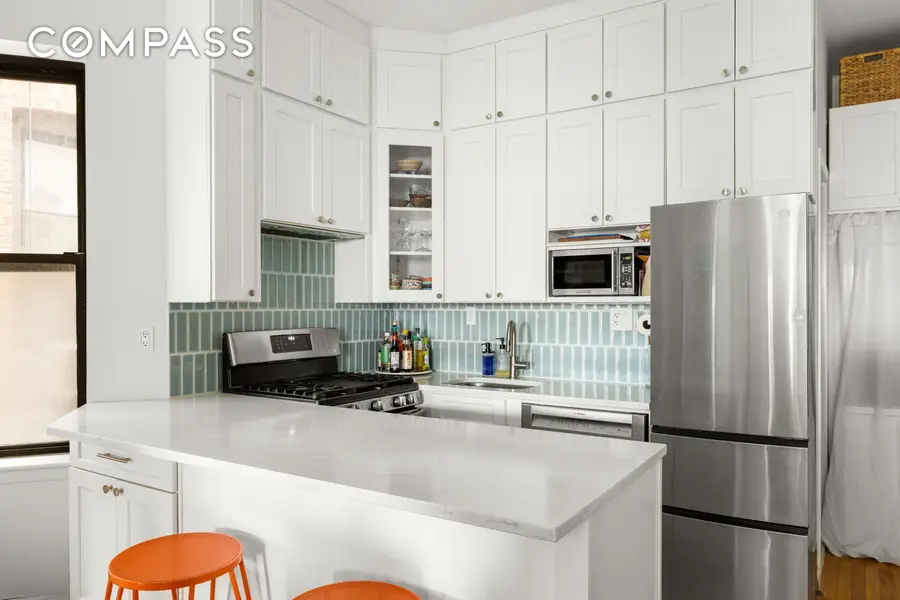 649 Vanderbilt Avenue #3B, Brooklyn, NY 11238 - #2