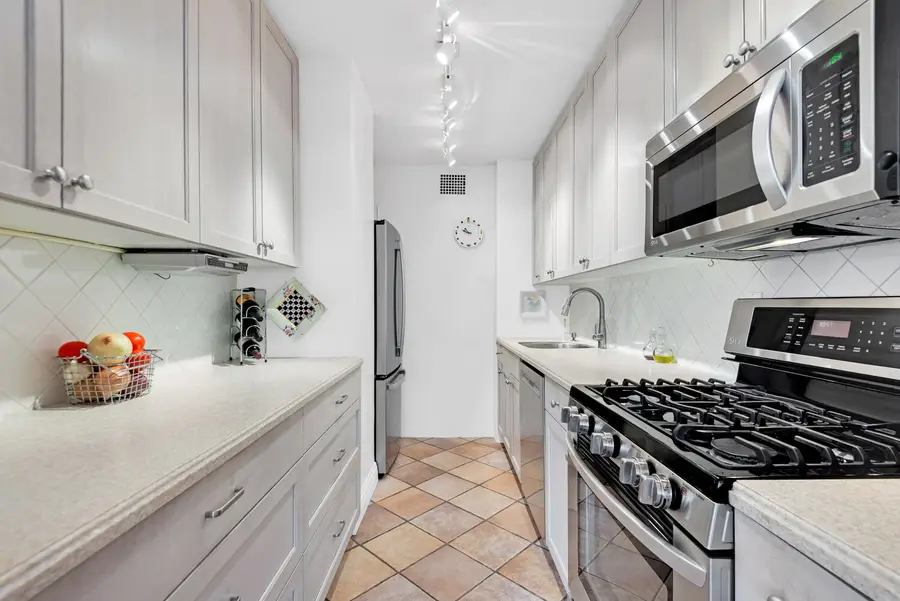 185 W End Avenue #20F, Manhattan, NY 10023 - #3