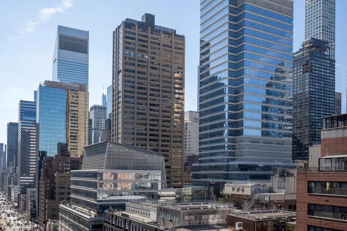 200 E 61st Street #14B, Manhattan, NY 10065 - #1