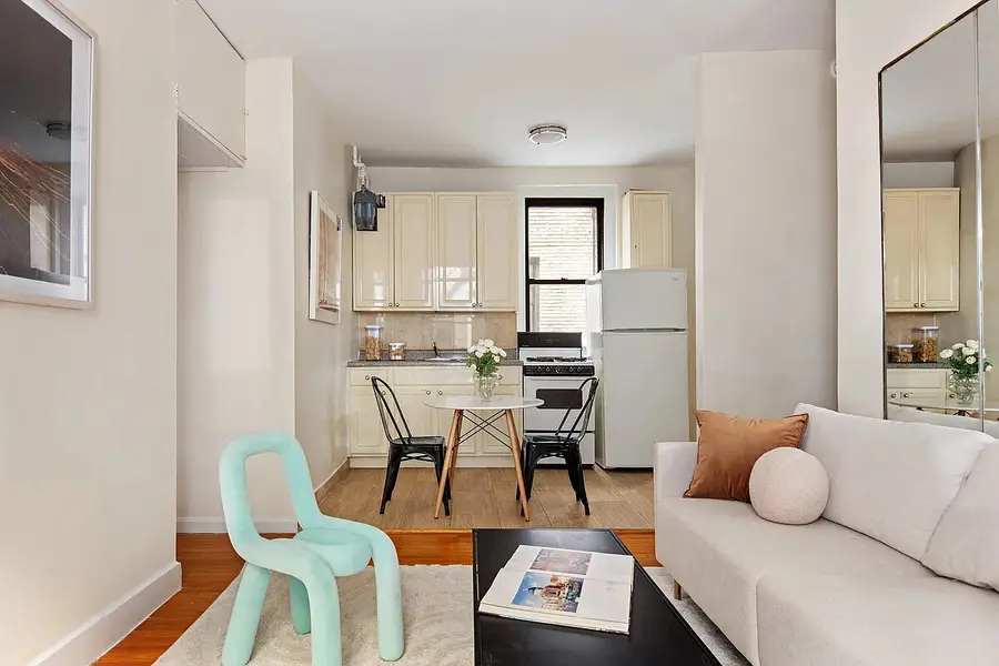 21-38 35th Street #1B, Astoria, NY 11105 - #2