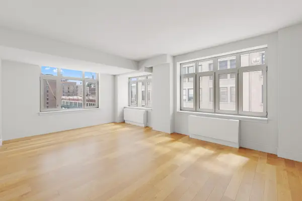 125 W 22nd Street #11A, Manhattan, NY 10011