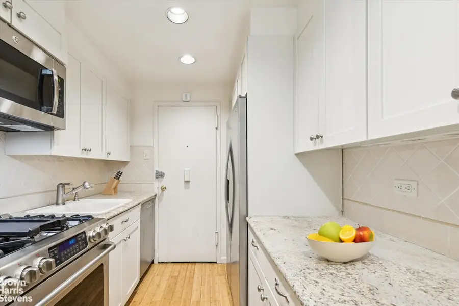 60 Sutton Place S #3HS, Manhattan, NY 10022 - #3
