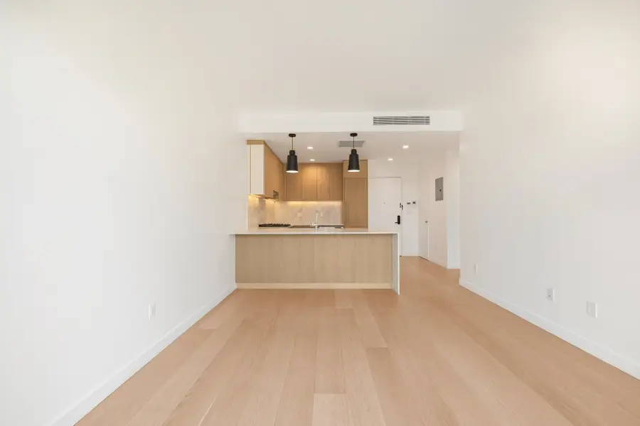 30-05 Vernon Boulevard #4-G, Queens, NY 11102 - #3