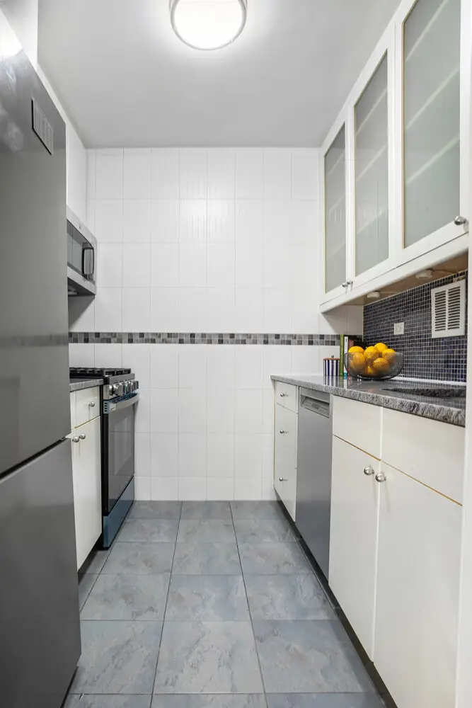 245 E 93rd Street #20C, Manhattan, NY 10128 - #3